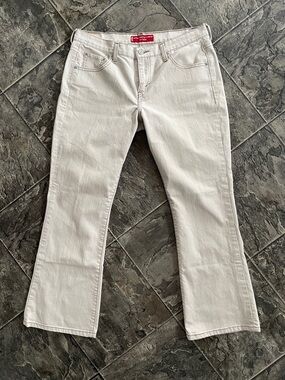 LEVI’S 515 Women's Bootcut Low-Rise Cream Coloured Urban Streetwear Casual Jeans